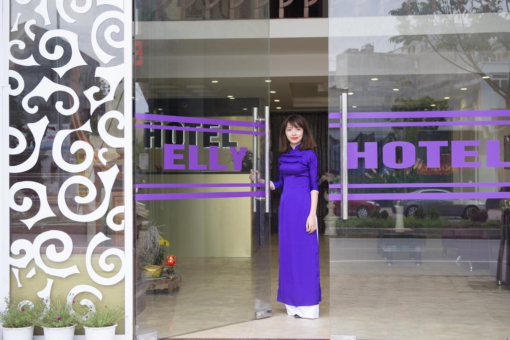 Elly Hotel Hanoi Bagian luar foto