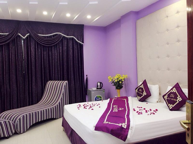 Elly Hotel Hanoi Bagian luar foto