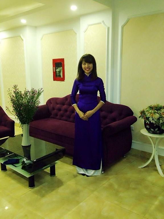 Elly Hotel Hanoi Bagian luar foto